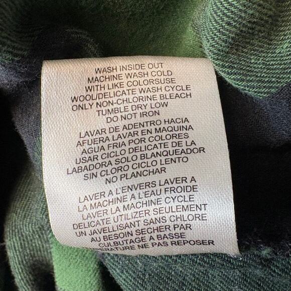 Betty Boop Green Black Buffalo Plaid Flannel Grunge Classic Cartoon Womens Sz XL - Picture 6 of 6